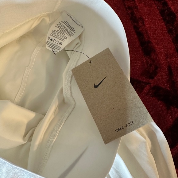 Rare pleated Nike victory skirt - Picture 5 of 5